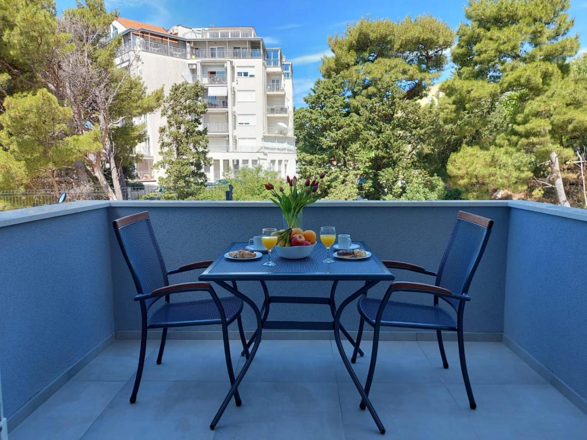 Apartments Neva Makarska Exterior photo
